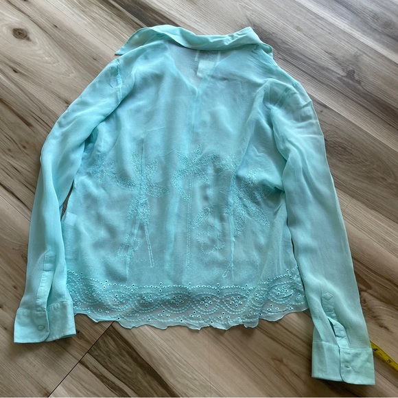 Vintage Ice Light Aqua Blouse and Camisole Set Embroidered and Beaded Size M - Picture 10 of 10